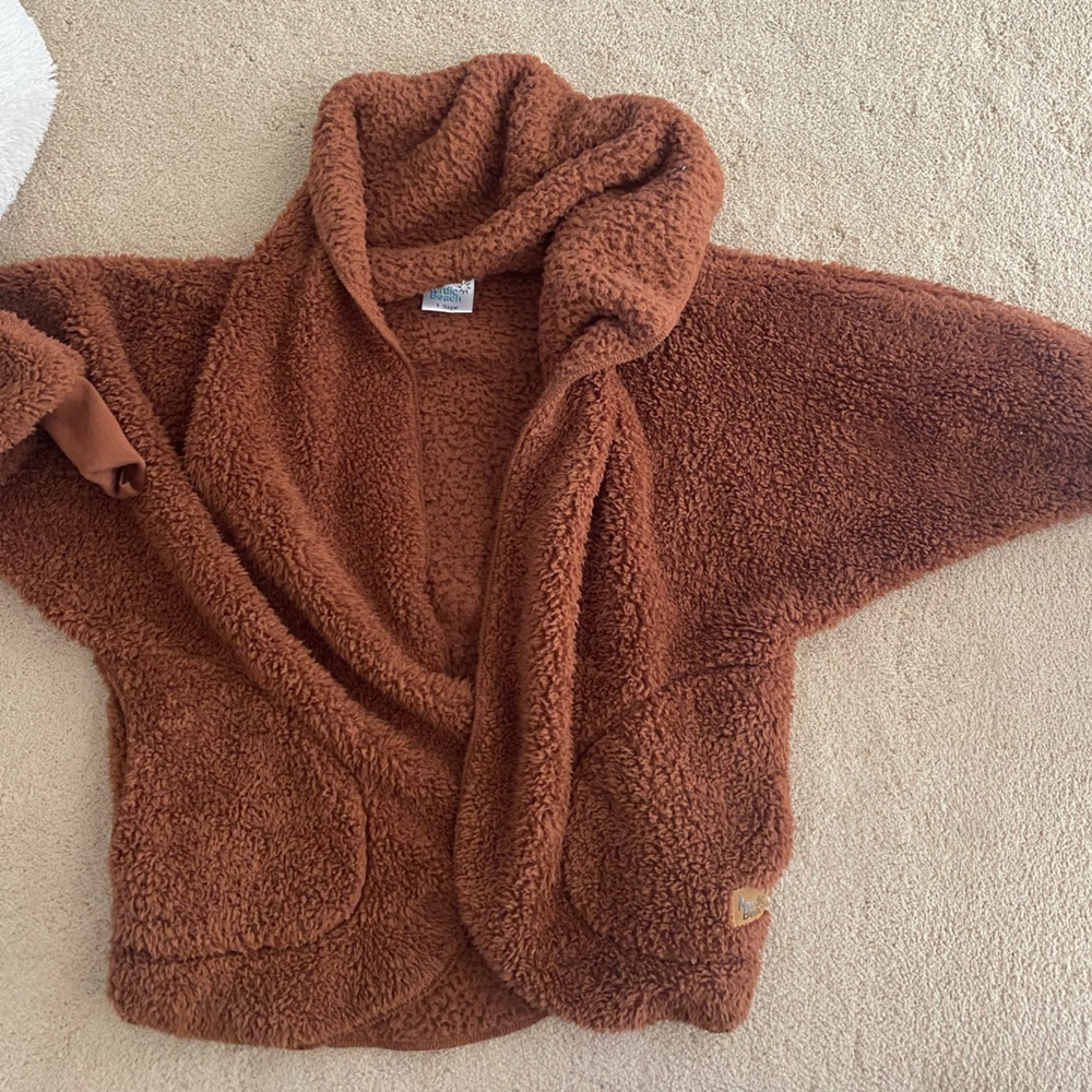 Warm Brown Nordic Beach Wrap